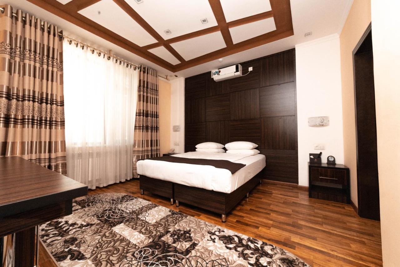 Asmald Palace Hotel Qo‘qon Eksteriør bilde